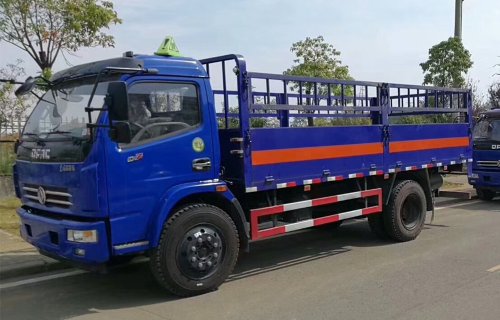 東風6.5米氣瓶運輸車