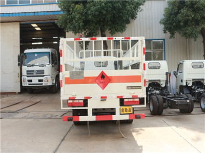 一汽解放藍(lán)牌4.1米氣瓶運(yùn)輸車