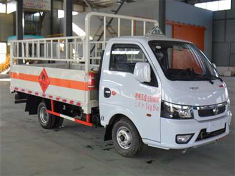 東風途逸藍牌3.2米氣瓶運輸車