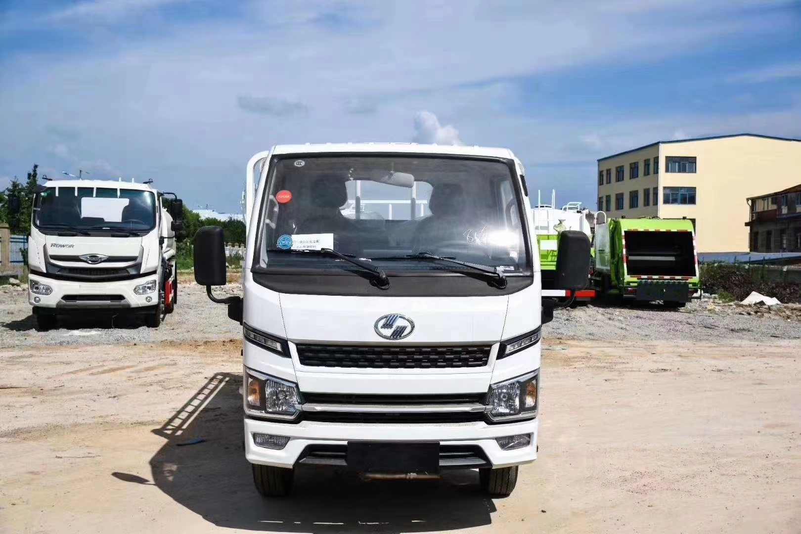 上汽躍進柴油版氣瓶運輸車