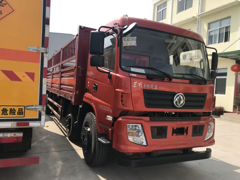 東風(fēng)9.5米氣瓶車