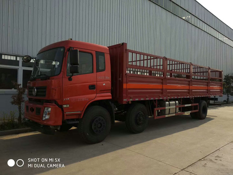 東風(fēng)9.5米氣瓶車