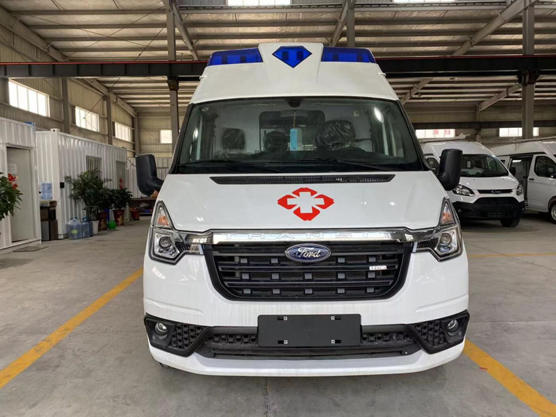 福特V348長軸高頂救護(hù)車