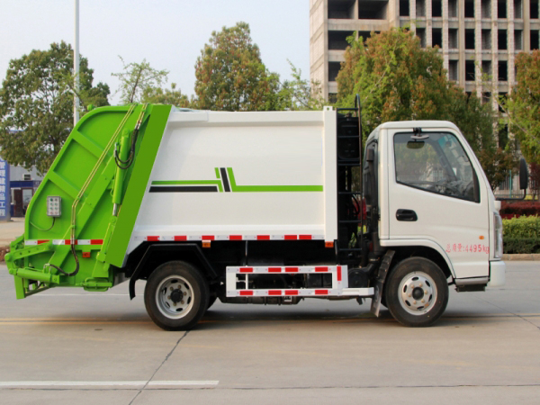  凱馬藍牌4方壓縮垃圾車