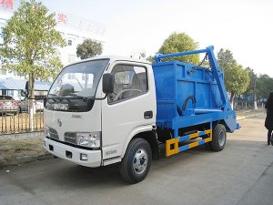 東風(fēng)多利卡4-5方擺臂垃圾車