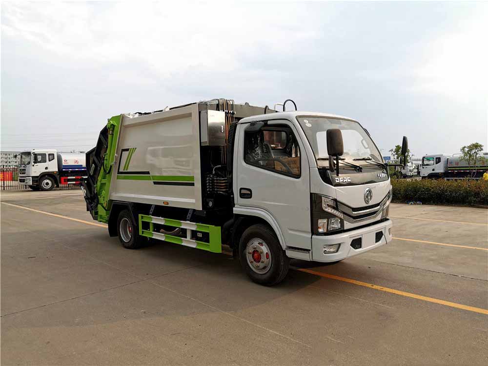 東風D6/6方壓縮垃圾車