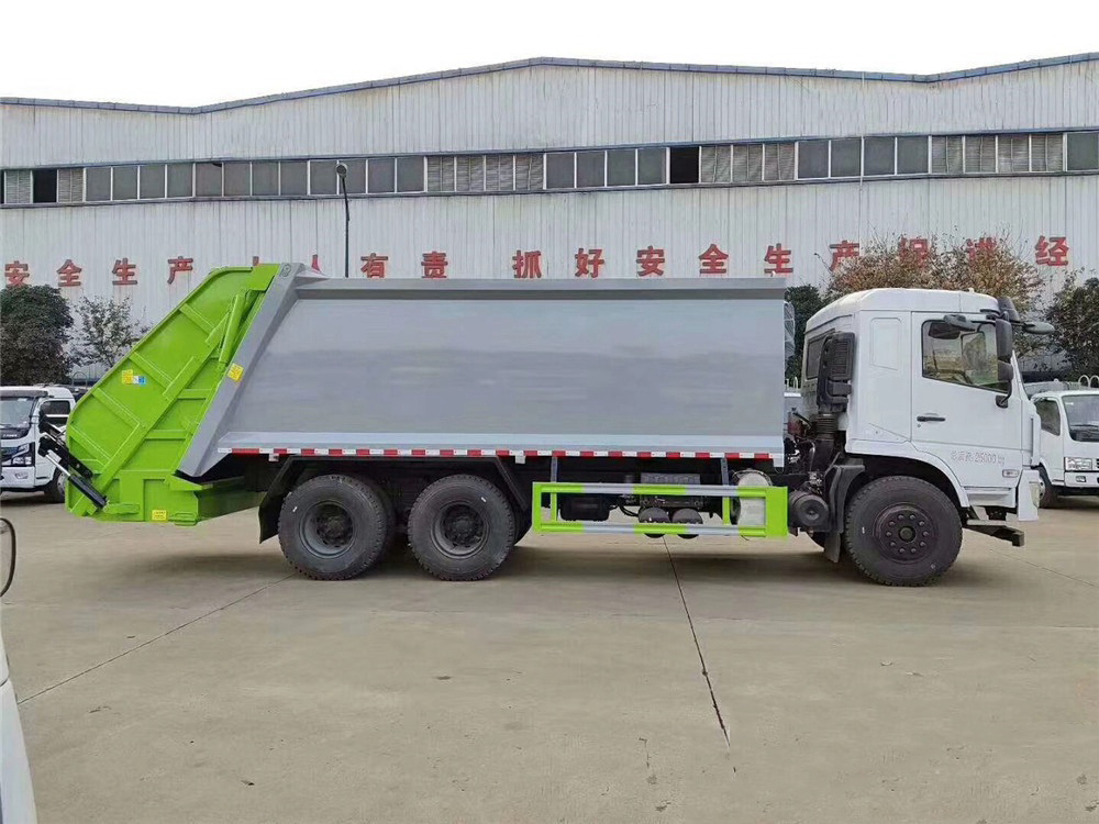 東風專底后雙橋18方壓縮垃圾車