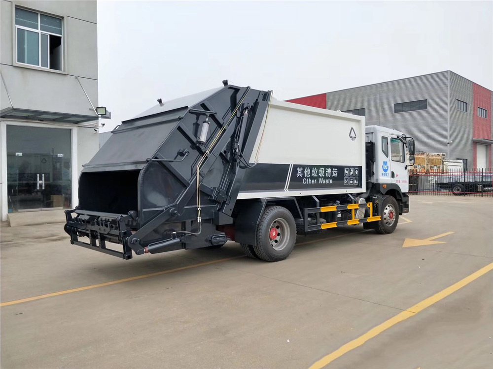 東風D9/12方壓縮垃圾車