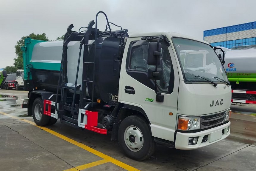 江淮康鈴7.5方側掛壓縮垃圾車