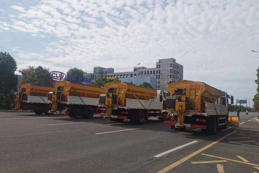 東風天錦除雪車/撒鹽車