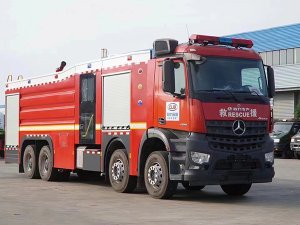 進口奔弛18噸泡沫消防車