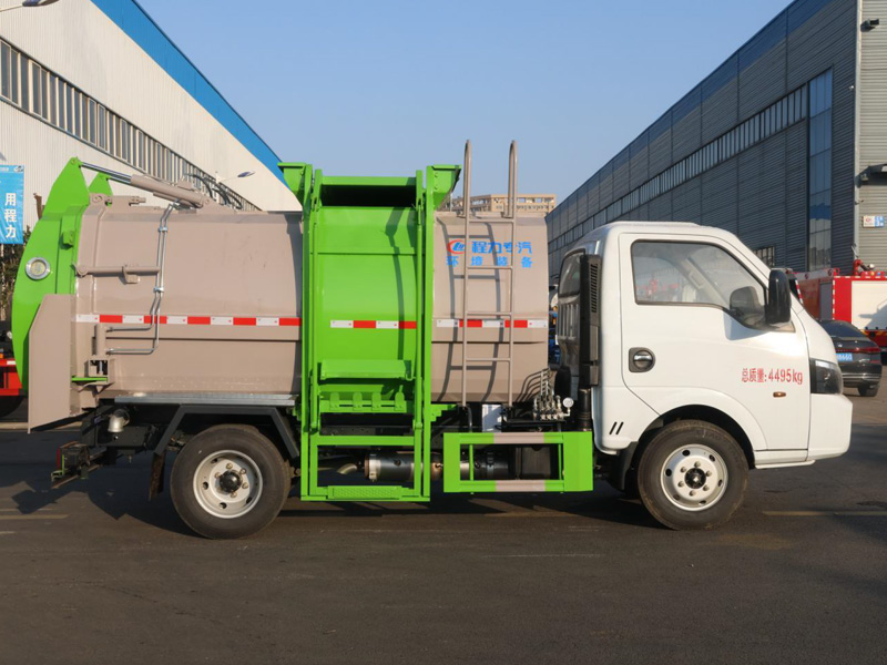 東風途逸餐廚垃圾車