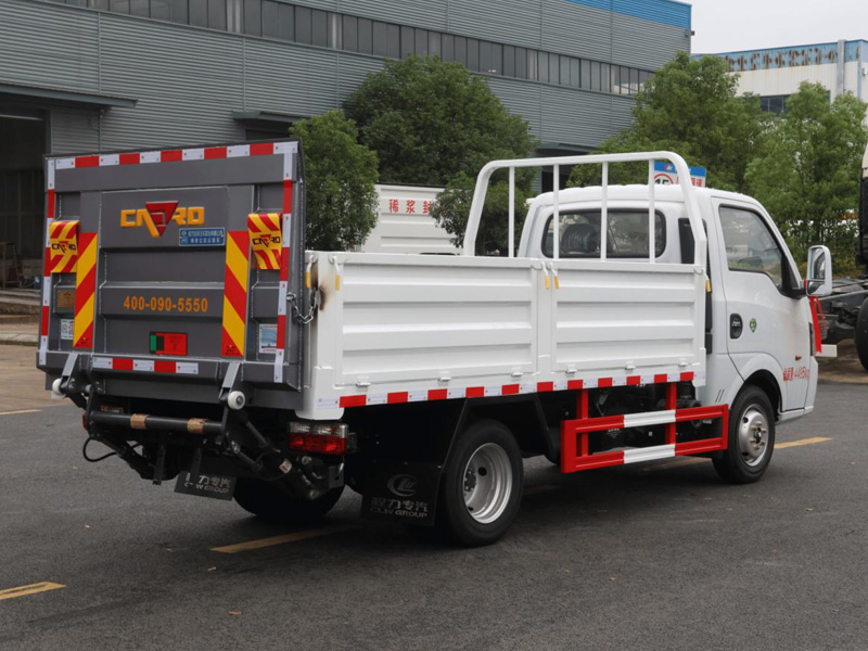 東風途逸汽油桶裝垃圾車