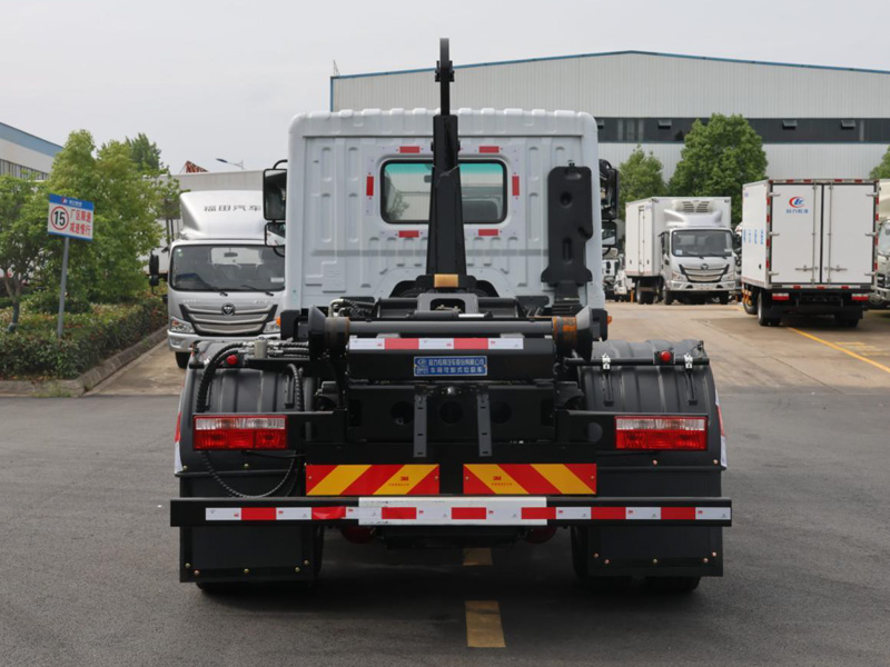 東風多利卡D9單橋勾臂垃圾車