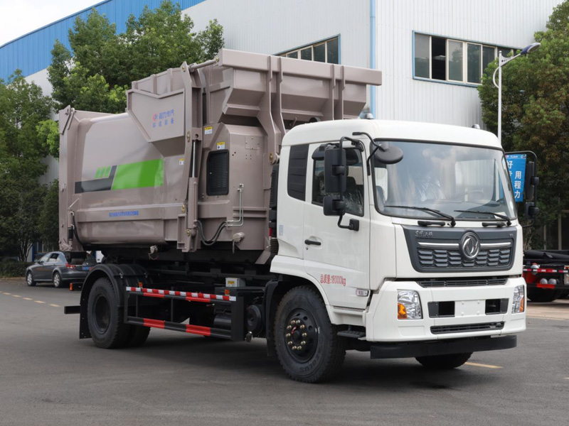 東風(fēng)天錦單橋勾臂垃圾車