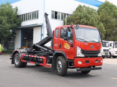 重汽豪曼單橋勾臂垃圾車