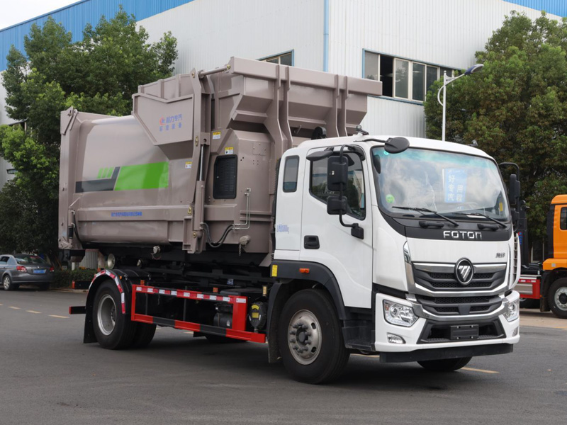 福田奧鈴勾臂垃圾車