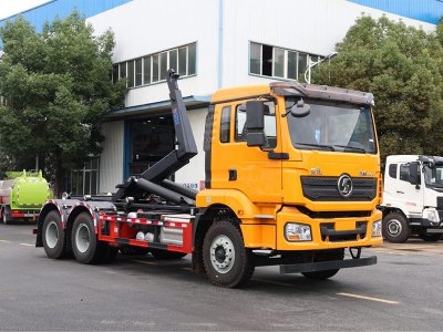 陜汽德龍M3000后雙橋勾臂垃圾車