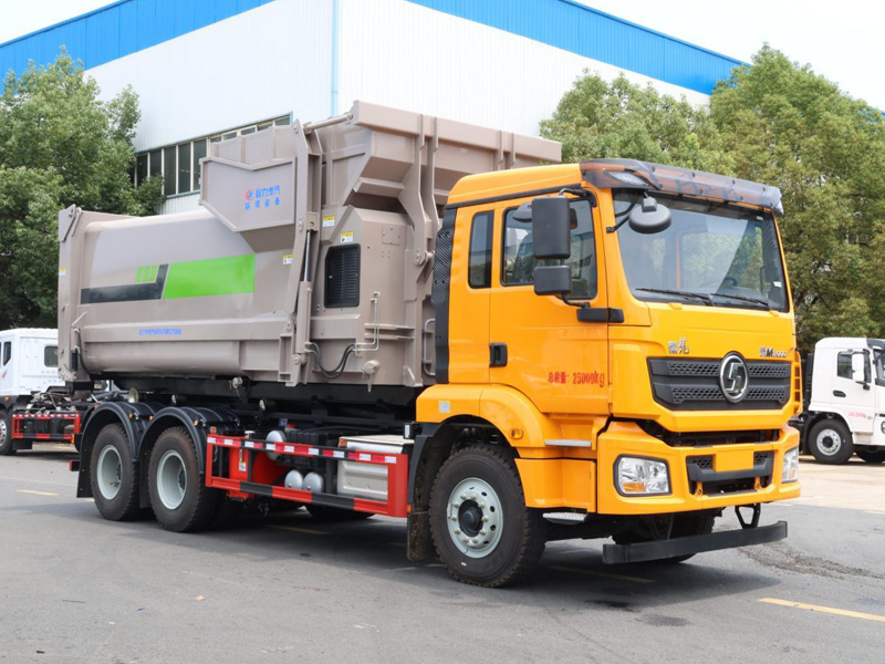 陜汽德龍M3000后雙橋勾臂垃圾車