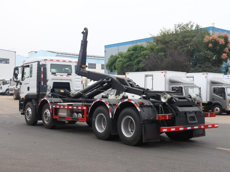 重汽汕德卡前四后八勾臂垃圾車