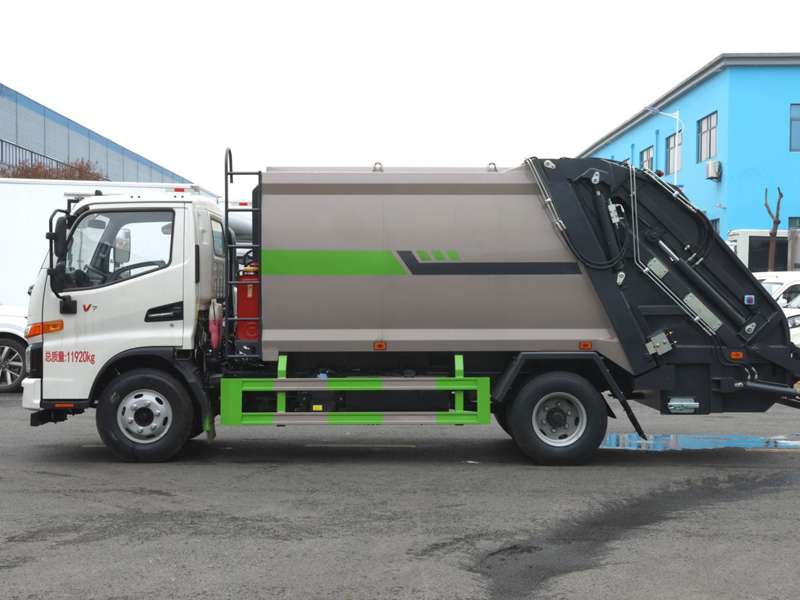 江淮駿鈴V7壓縮垃圾車