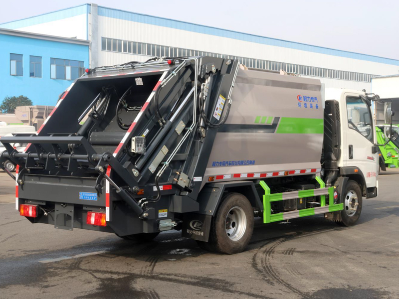 重汽豪沃壓縮垃圾車