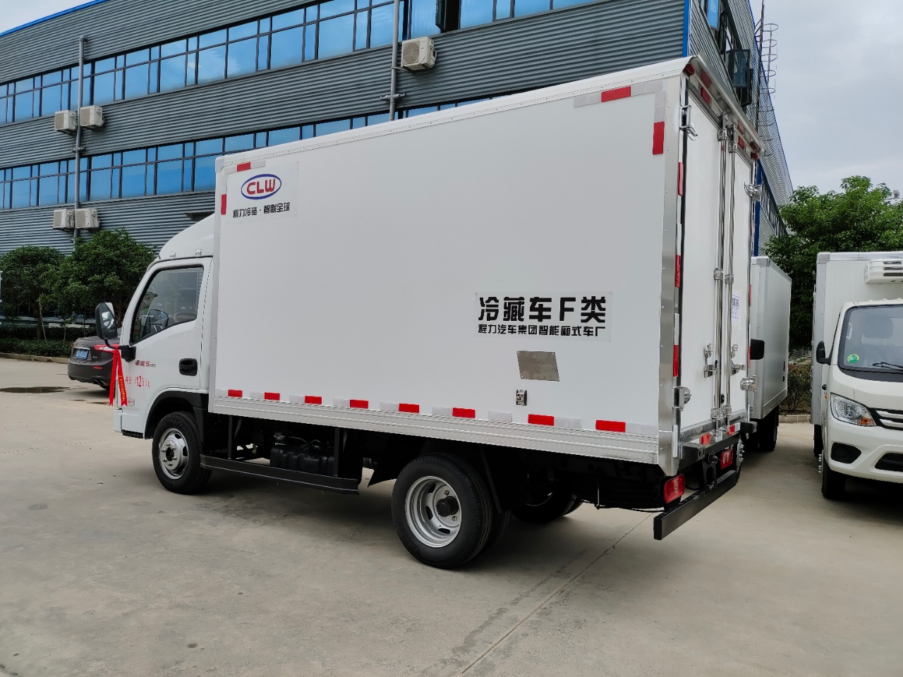 躍進S80汽油冷藏車