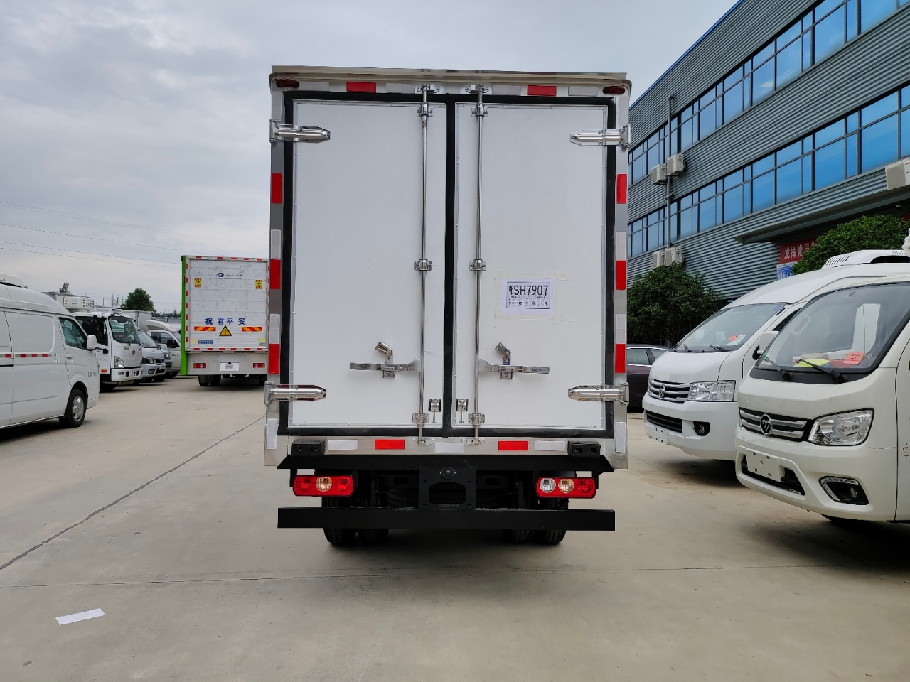 躍進S80柴油冷藏車