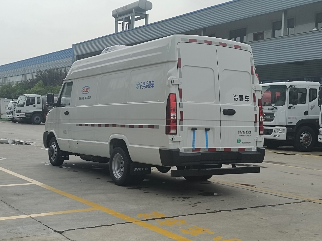 依維柯長軸冷藏車