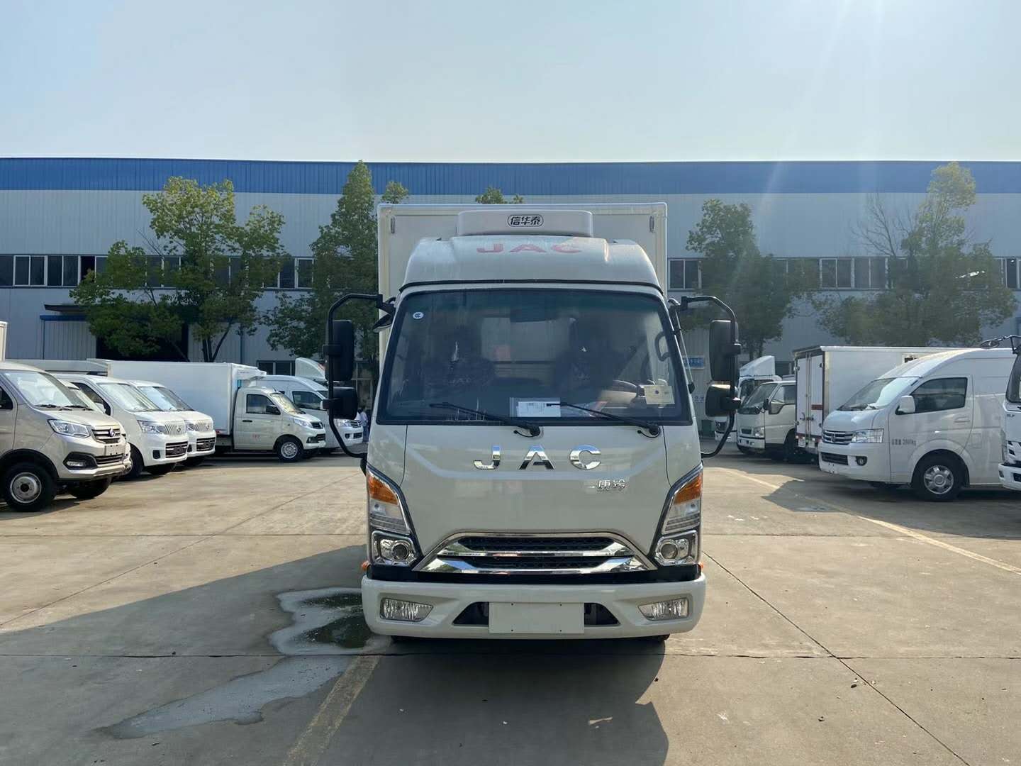 JAC康鈴J3柴油版冷藏車