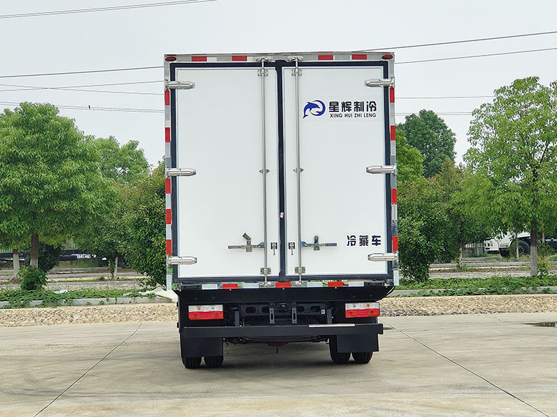 東風凱普特星云4.2米冷藏車