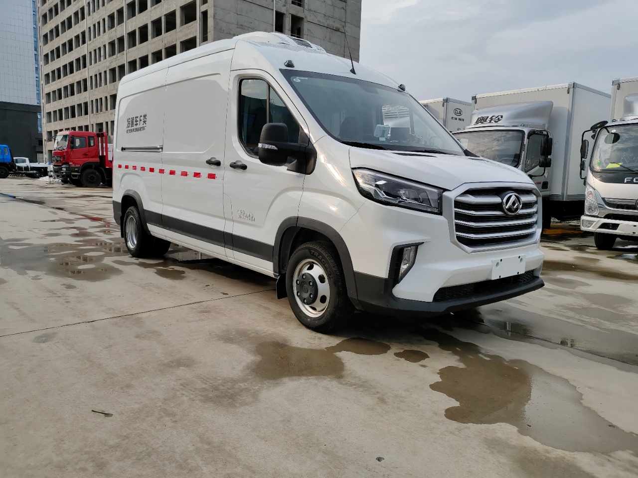 上汽大通V90冷藏車