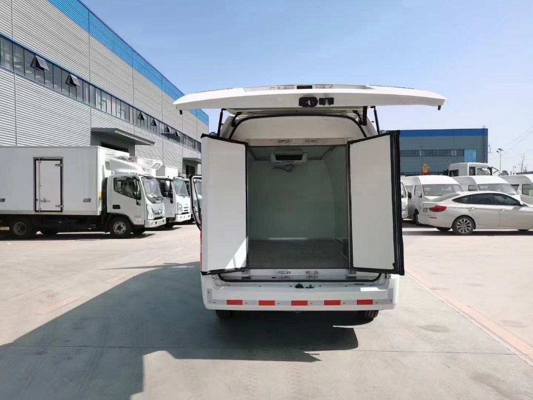 福田G9面包冷藏車