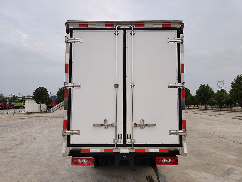 江淮康鈴X5/3.5米汽油版冷藏車