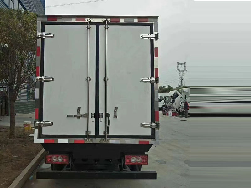 福田時代小卡之星3.5米冷藏車
