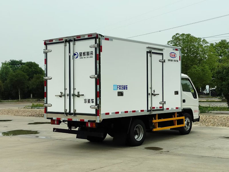 江鈴順達小卡3.7米冷藏車