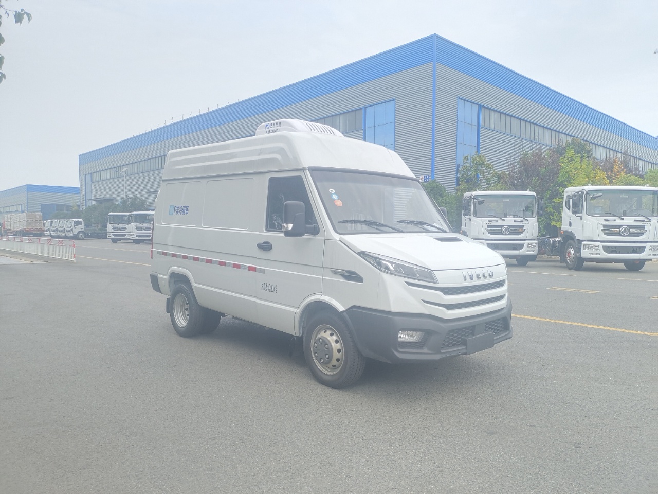依維柯短軸冷藏車(chē)