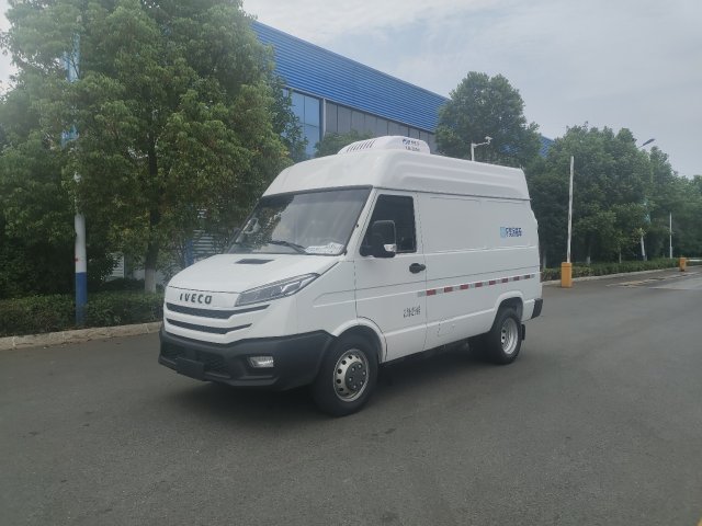 依維柯短軸冷藏車