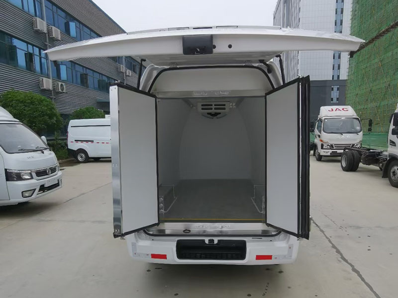 福田風(fēng)景G7冷藏車