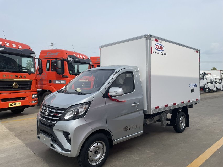 長安新星卡單輪2.8米冷藏車