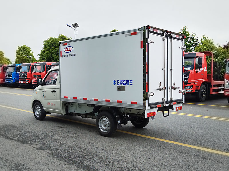 福田祥菱V1單輪2.8米冷藏車